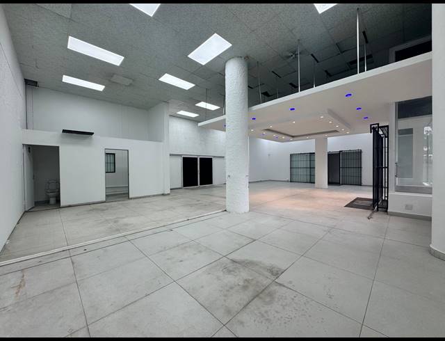 159M² OFFICE FOR SALE IN UMHLANGA RIDGE